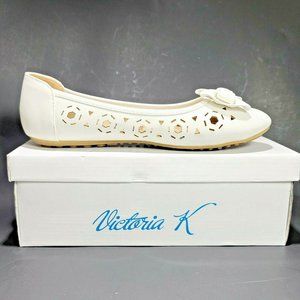 NEW Victoria K Womens White Ballet Flats Sz 7.5